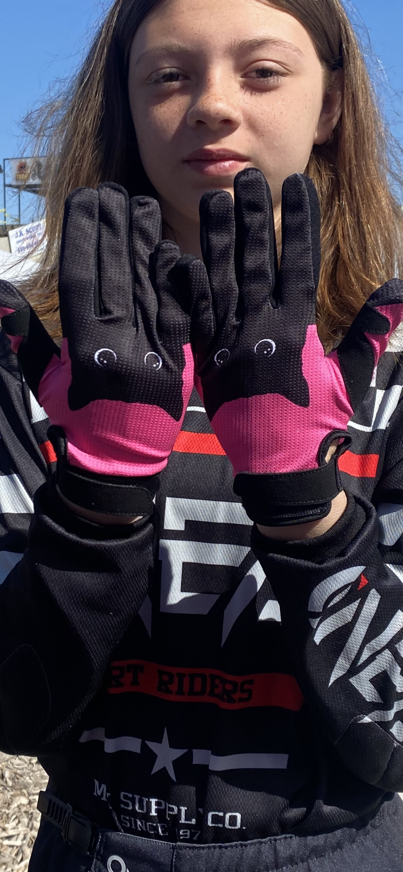 #Helmetkitty Gloves