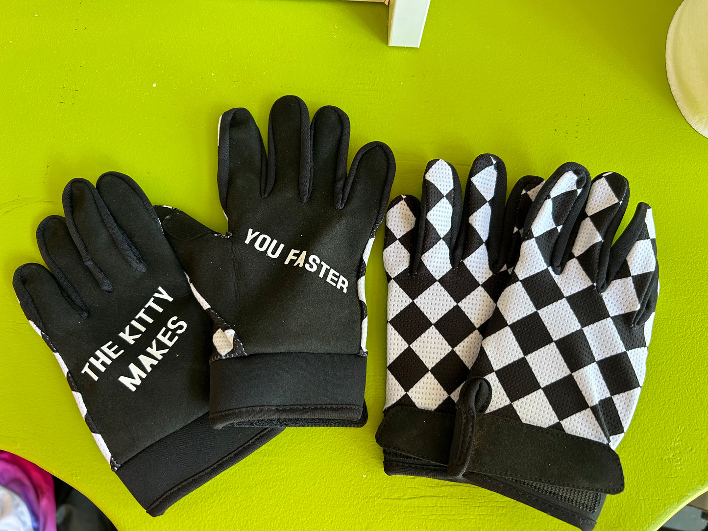 CHECKERED SKEWEDBMX GLOVES